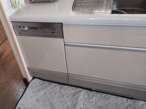 埼玉のキッチン取付け隊　食洗機の無理やりリフォーム術　施工前